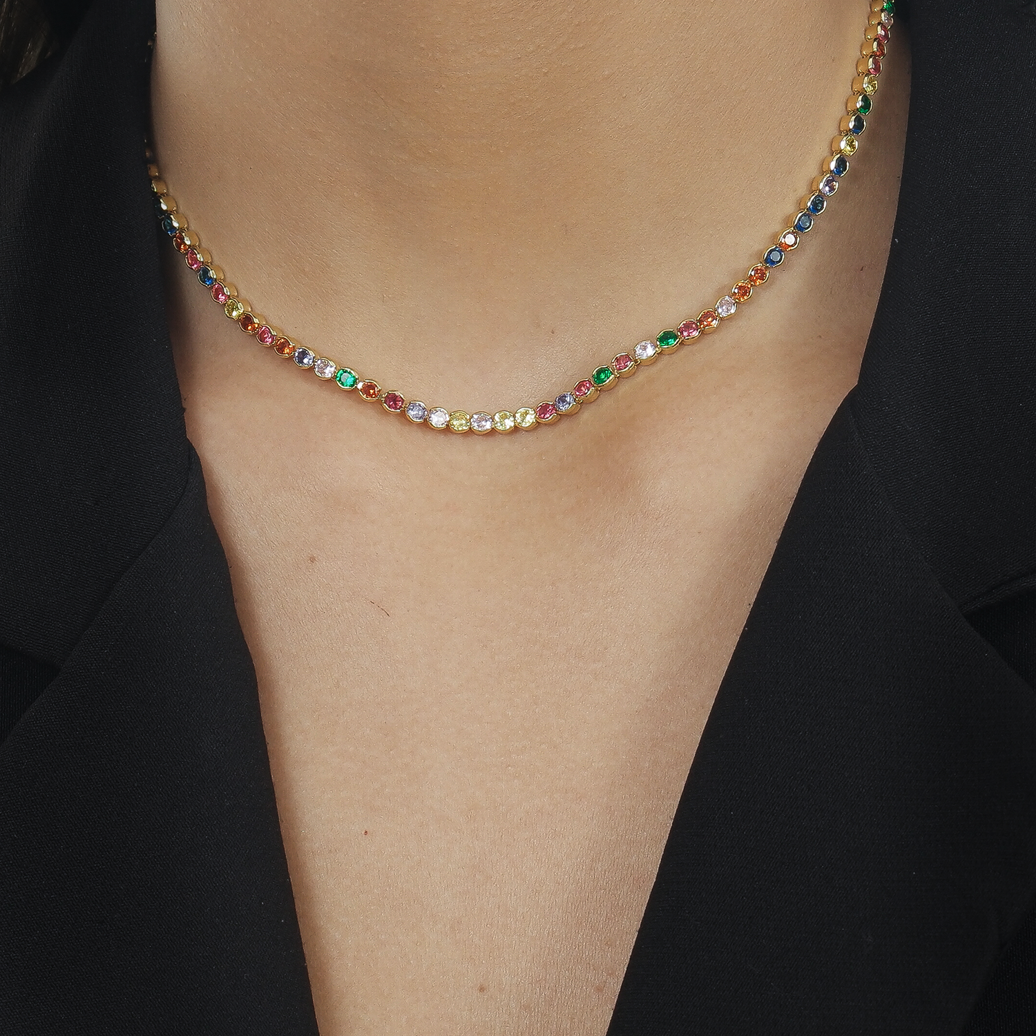 Chocker Aurora Dourado Riviera Pedras Coloridas