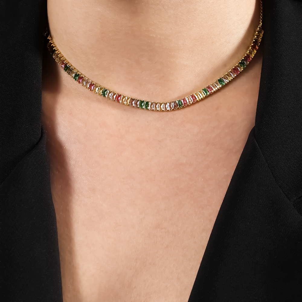 Chocker Aurora Dourado de Pedras Coloridas