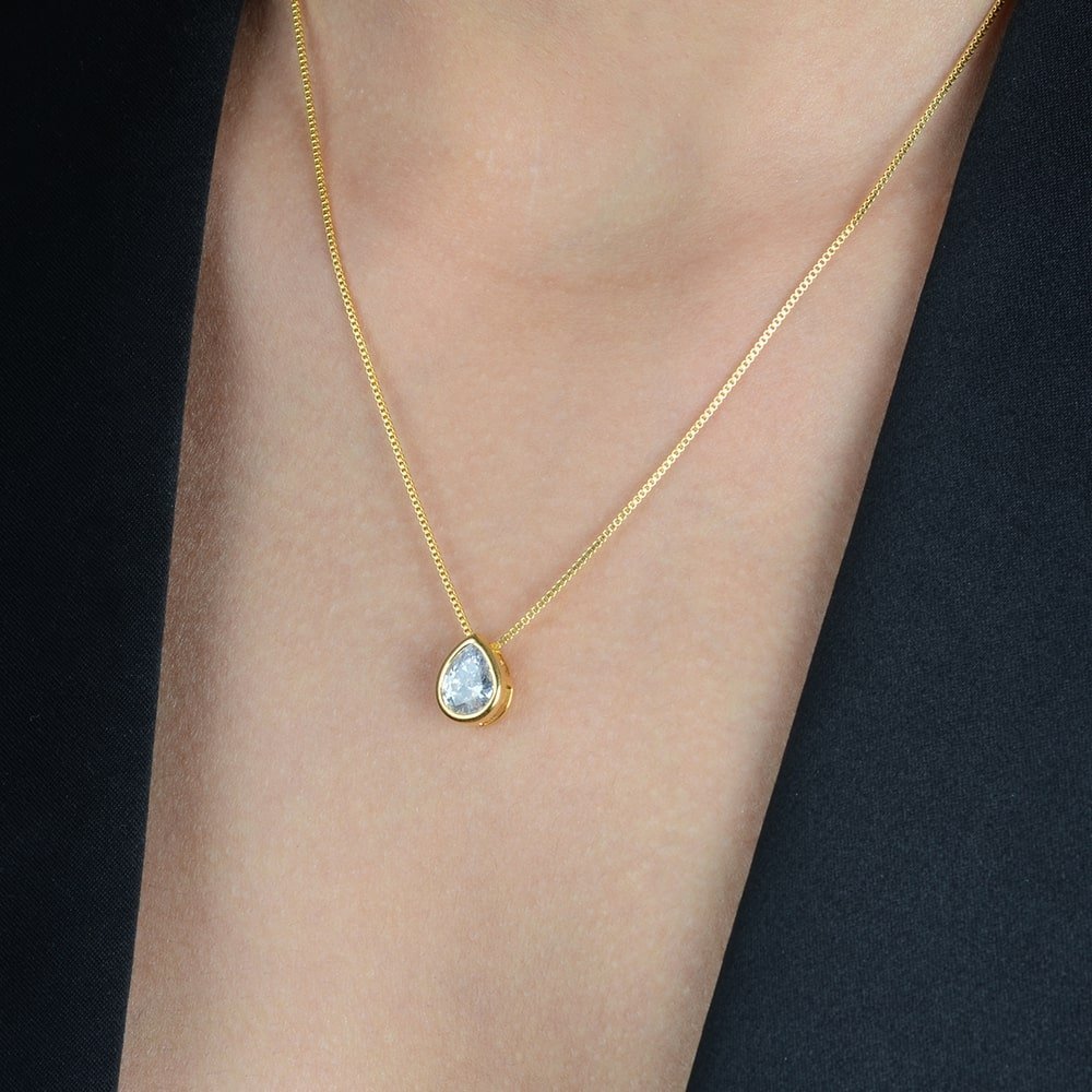 Colar Sirius Dourado de Gota em Zircônia