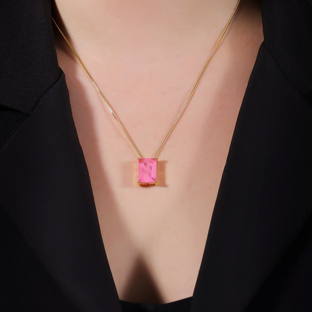 Colar Aurora  Dourado de Pedra Retangular Rosa